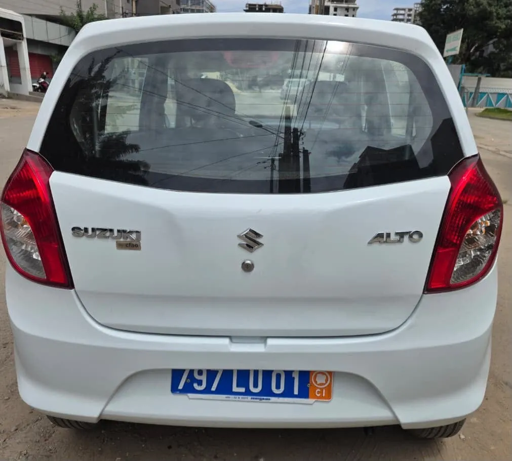 Suzuki Alto 2023