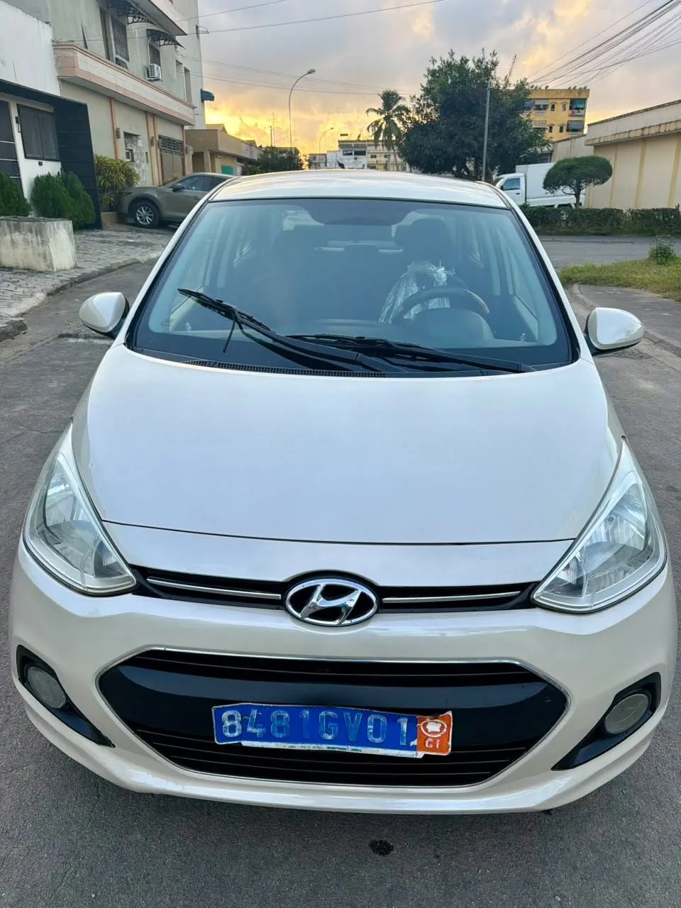 Hyundai Grand 2016