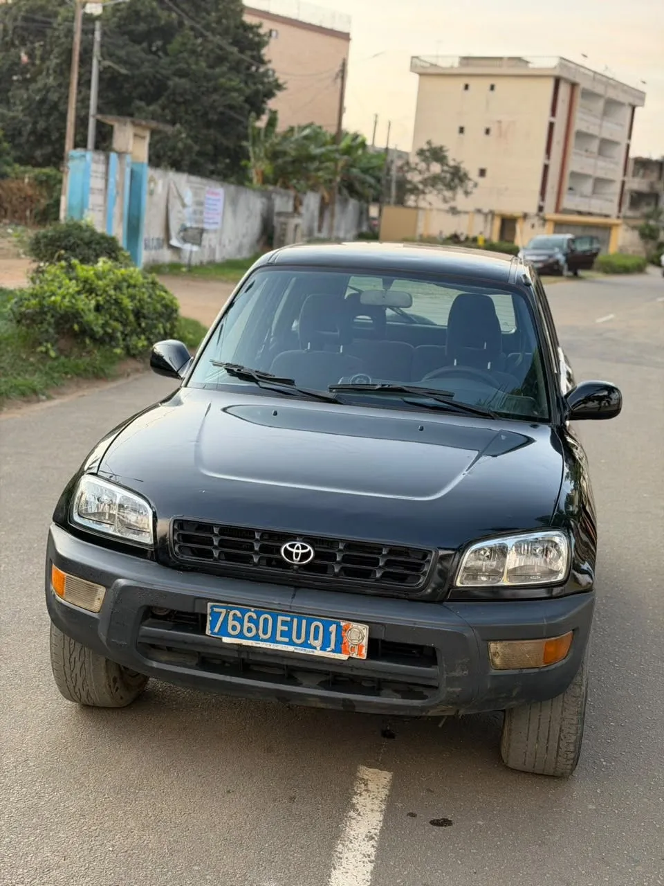 Toyota Rav · 3