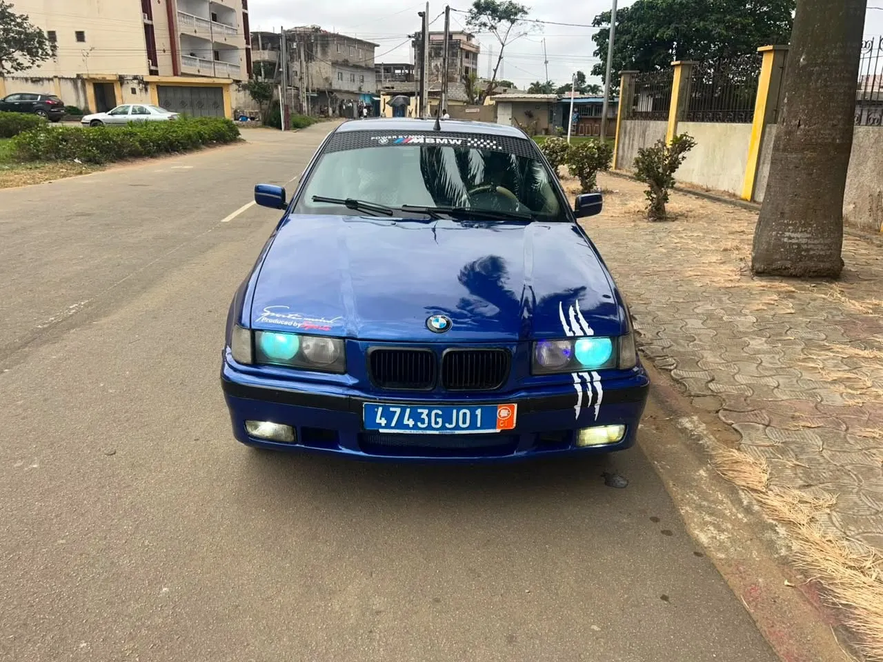 BMW Agouti